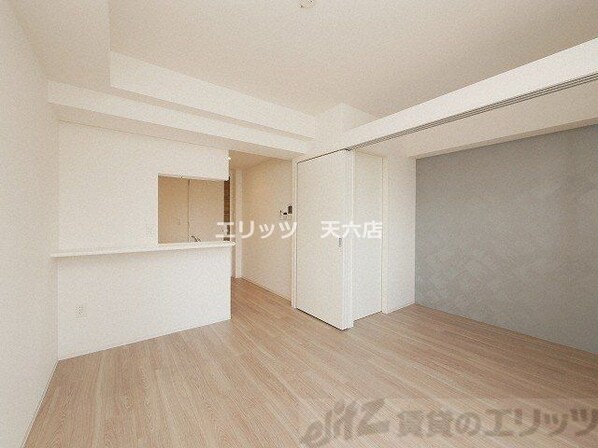 セレニテ中崎町リアンの物件内観写真